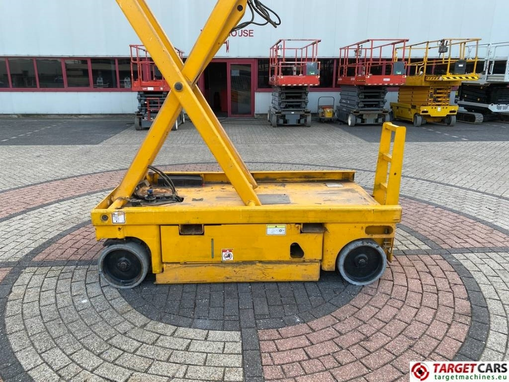 Leasing Haulotte Compact 14 Electric Scissor Work Lift 1385cm Haulotte Compact 14 Electric Scissor Work Lift 1385cm: obrázok 20 Leasing Haulotte Compact 14 Electric Scissor Work Lift 1385cm Haulotte Compact 14 Electric Scissor Work Lift 1385cm: obrázok 20