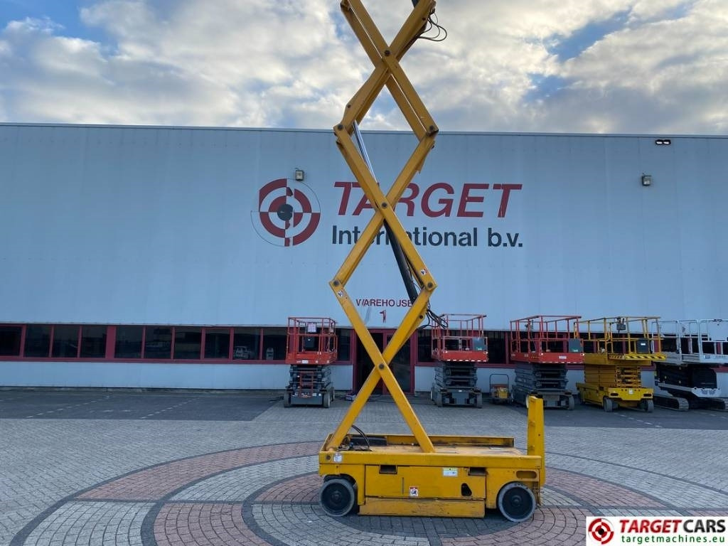 Leasing Haulotte Compact 14 Electric Scissor Work Lift 1385cm Haulotte Compact 14 Electric Scissor Work Lift 1385cm: obrázok 21 Leasing Haulotte Compact 14 Electric Scissor Work Lift 1385cm Haulotte Compact 14 Electric Scissor Work Lift 1385cm: obrázok 21