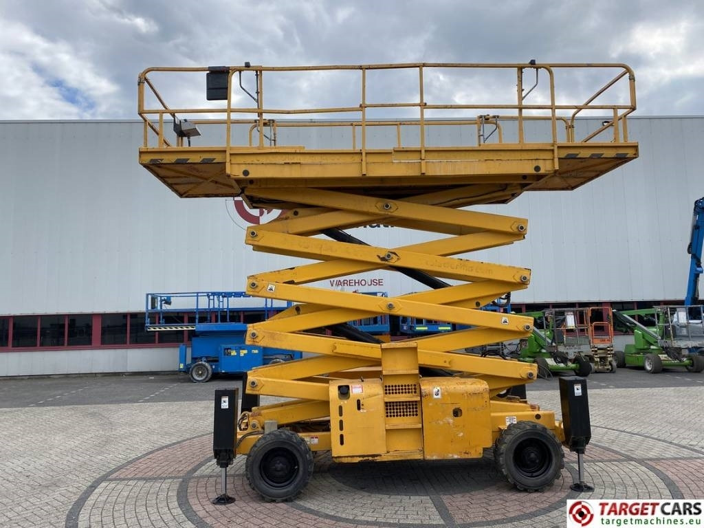Haulotte H18SXNT Diesel H18SX 4x4 Scissor Work Lift 1800cm - Samohybná plošiny: obrázok 5 Haulotte H18SXNT Diesel H18SX 4x4 Scissor Work Lift 1800cm - Samohybná plošiny: obrázok 5