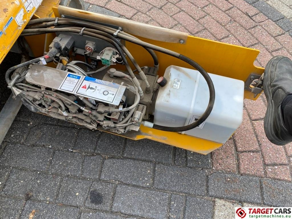 Samohybná plošiny Haulotte Optimum 8 Electric Scissor Work Lift 777cm: obrázok 13