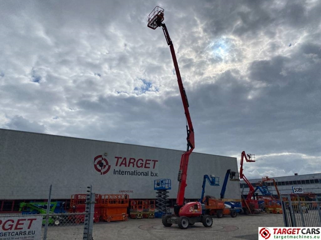 JLG 600AJ Articulated 4x4 Diesel Boom Work Lift 2047cm - Iné stroje: obrázok 5 JLG 600AJ Articulated 4x4 Diesel Boom Work Lift 2047cm - Iné stroje: obrázok 5