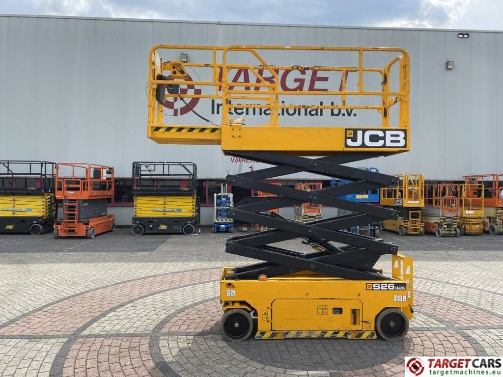 JCB S2632E Electric Scissor Work Lift 1010cm - Samohybná plošiny: obrázok 5 JCB S2632E Electric Scissor Work Lift 1010cm - Samohybná plošiny: obrázok 5