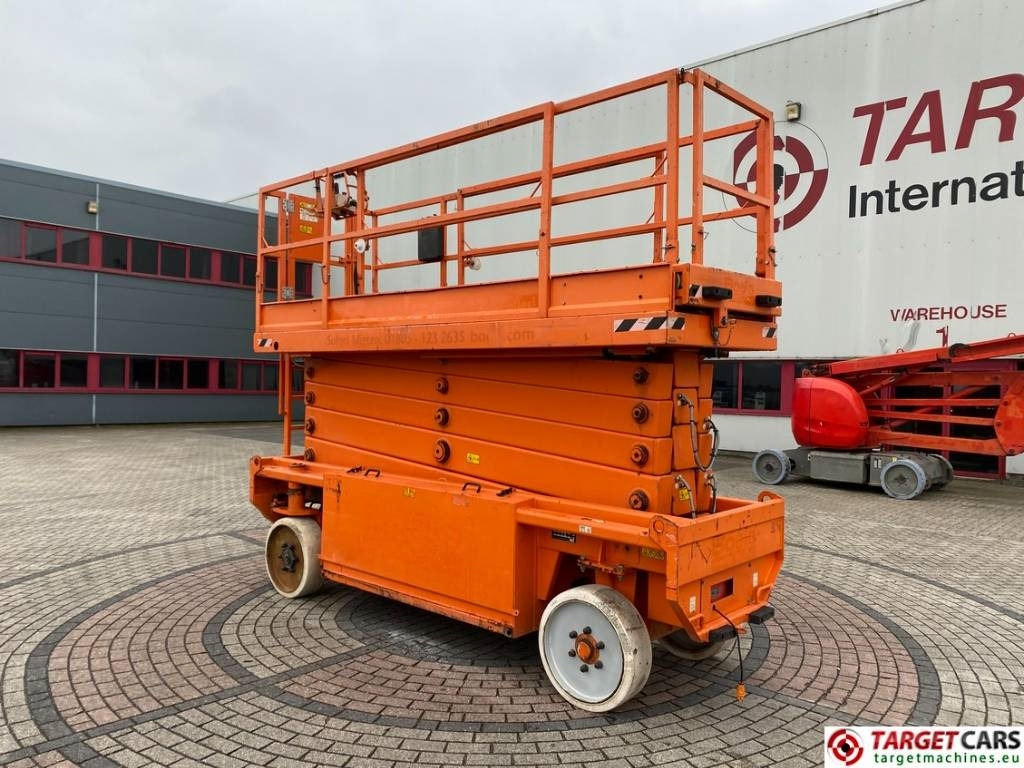 JLG 153-12 Liftlux Electric Scissor Work Lift 1730cm - Samohybná plošiny: obrázok 4 JLG 153-12 Liftlux Electric Scissor Work Lift 1730cm - Samohybná plošiny: obrázok 4