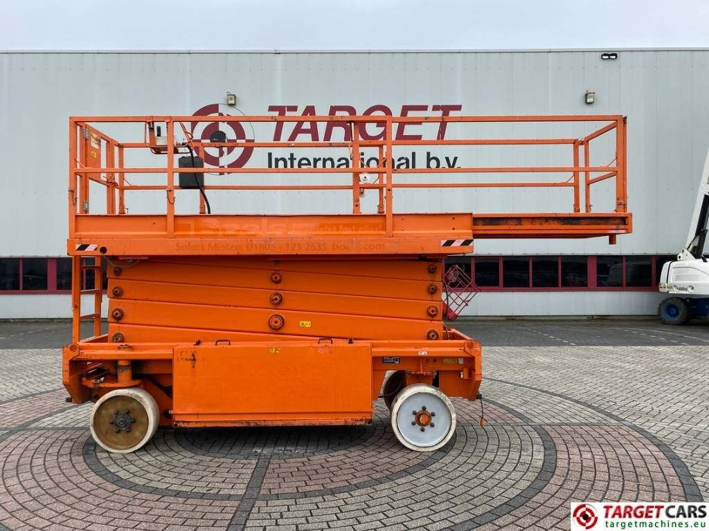 JLG 153-12 Liftlux Electric Scissor Work Lift 1730cm - Samohybná plošiny: obrázok 5 JLG 153-12 Liftlux Electric Scissor Work Lift 1730cm - Samohybná plošiny: obrázok 5