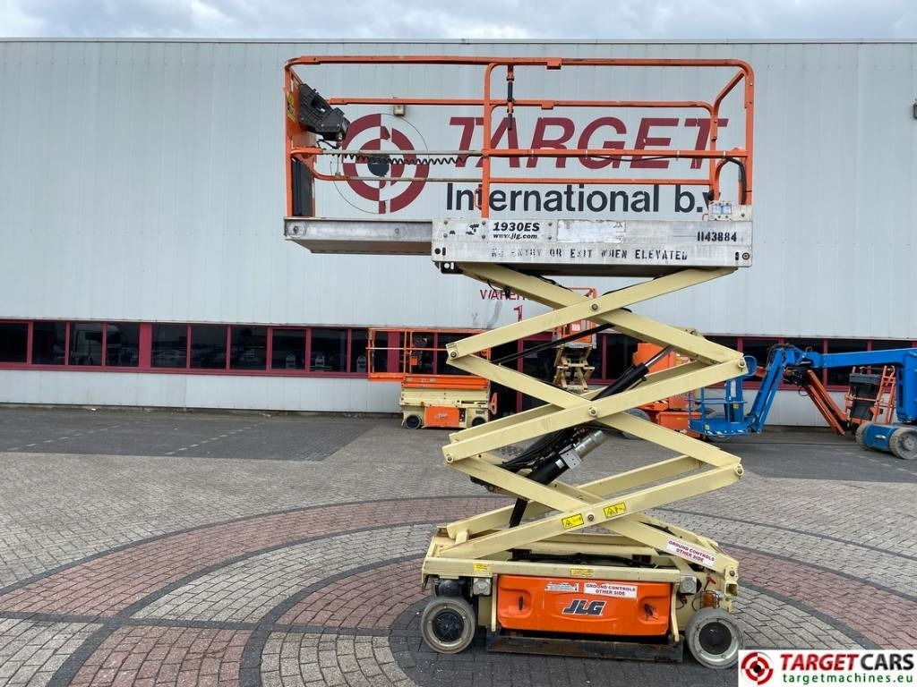 JLG 1930ES Electric Scissor Work Lift 772cm - Samohybná plošiny: obrázok 5 JLG 1930ES Electric Scissor Work Lift 772cm - Samohybná plošiny: obrázok 5