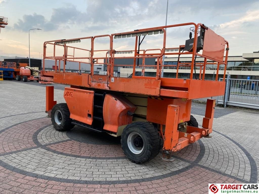 JLG 3394RT Diesel 4x4 Scissor Work Lift 1206cm - Samohybná plošiny: obrázok 2 JLG 3394RT Diesel 4x4 Scissor Work Lift 1206cm - Samohybná plošiny: obrázok 2