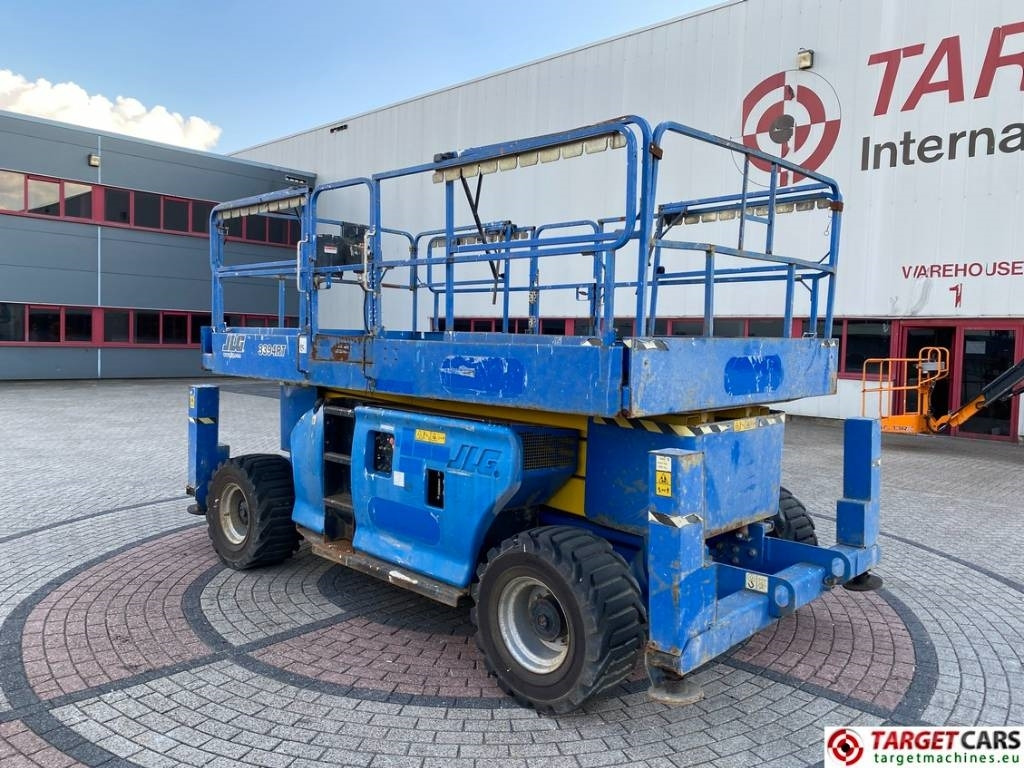 JLG 3394RT Diesel 4x4 Scissor Work Lift 1206cm - Samohybná plošiny: obrázok 4 JLG 3394RT Diesel 4x4 Scissor Work Lift 1206cm - Samohybná plošiny: obrázok 4