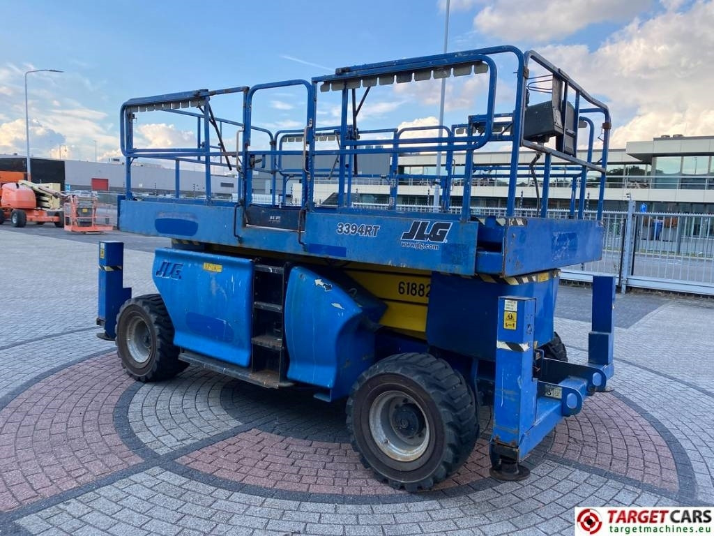 JLG 3394RT Diesel 4x4 Scissor Work Lift 1206cm - Samohybná plošiny: obrázok 2 JLG 3394RT Diesel 4x4 Scissor Work Lift 1206cm - Samohybná plošiny: obrázok 2