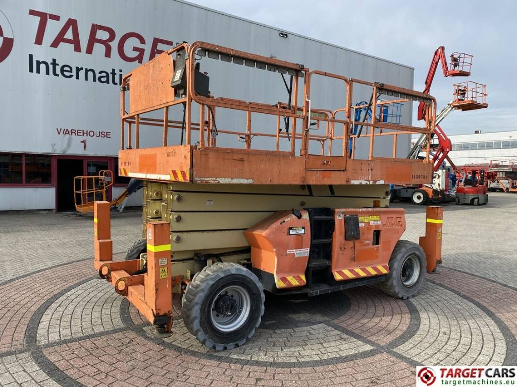 JLG 4394RT Diesel 4x4 Scissor Work Lift 1511cm - Samohybná plošiny: obrázok 1 JLG 4394RT Diesel 4x4 Scissor Work Lift 1511cm - Samohybná plošiny: obrázok 1