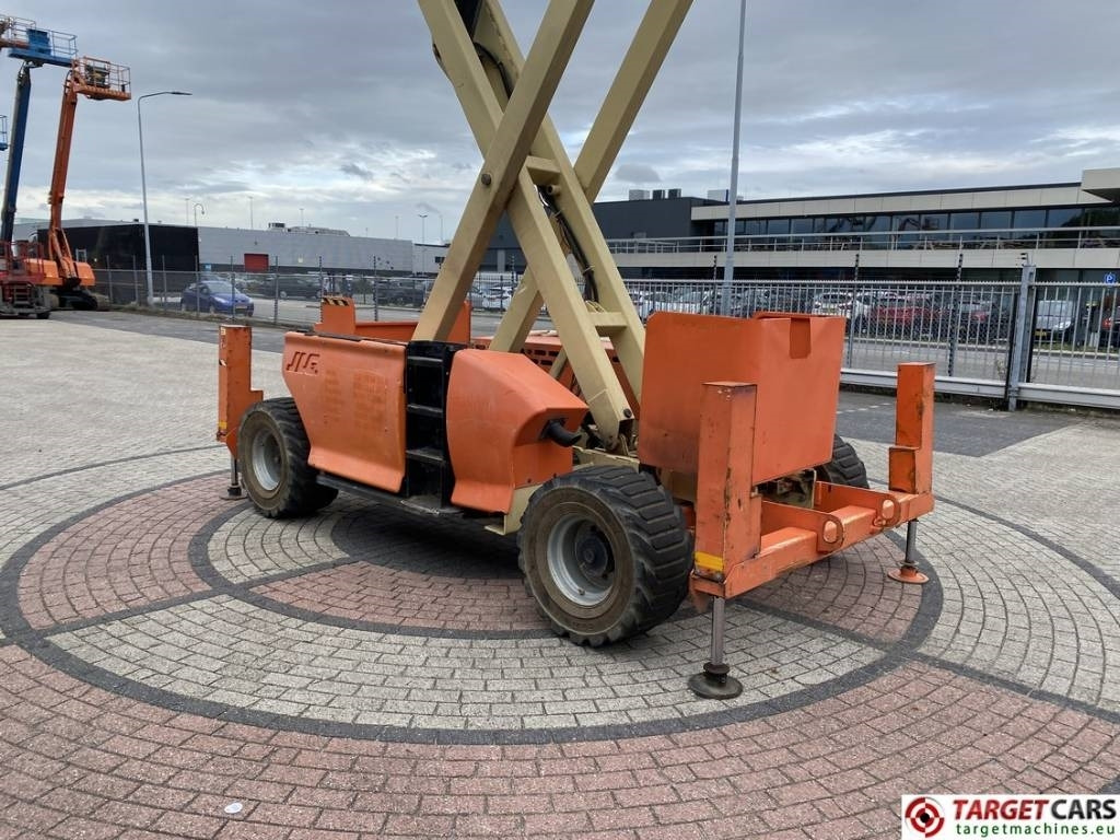 Samohybná plošiny JLG 4394RT Diesel 4x4 Scissor Work Lift 1511cm: obrázok 27