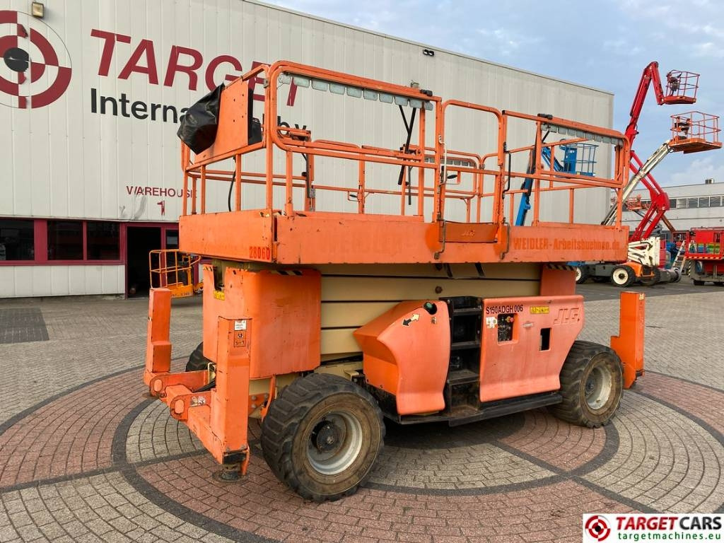 JLG 4394RT Diesel 4x4 Scissor Work Lift 1511cm - Samohybná plošiny: obrázok 1 JLG 4394RT Diesel 4x4 Scissor Work Lift 1511cm - Samohybná plošiny: obrázok 1