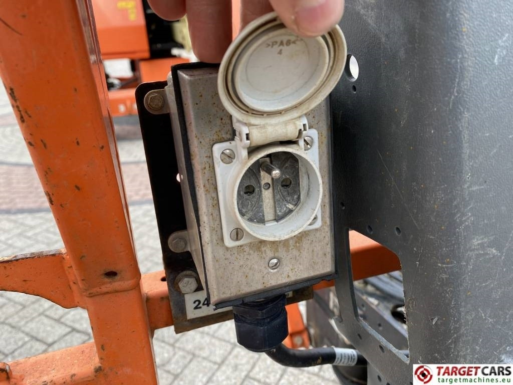 Kĺbová pracovná plošina JLG 520AJ Articulated 4x4 Diesel Boom Work Lift 1800cm: obrázok 17
