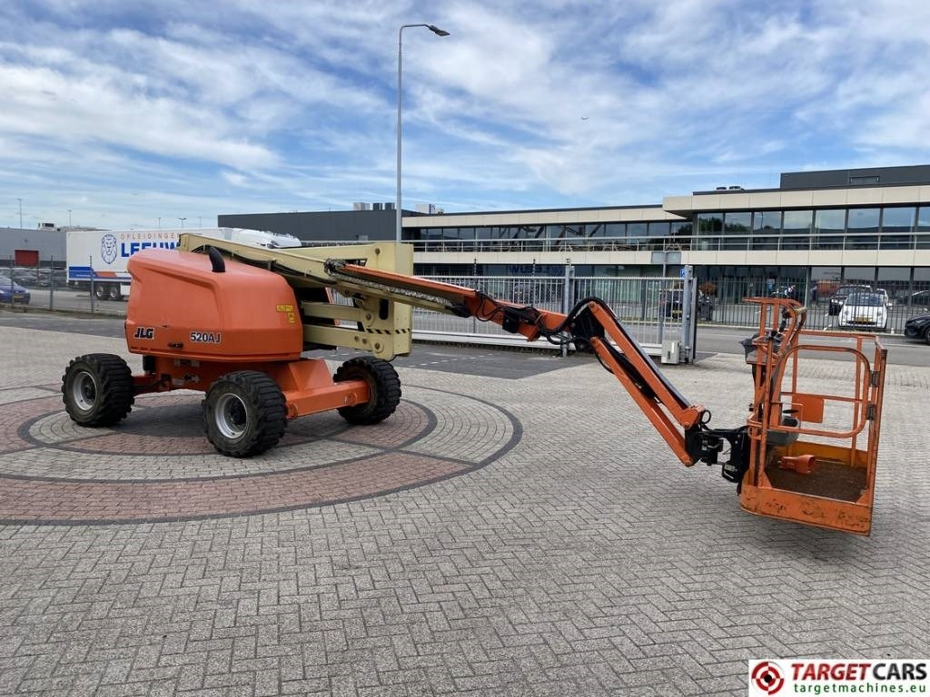 JLG 520AJ Articulated 4x4 Diesel Boom Work Lift 1800cm - Kĺbová pracovná plošina: obrázok 2 JLG 520AJ Articulated 4x4 Diesel Boom Work Lift 1800cm - Kĺbová pracovná plošina: obrázok 2