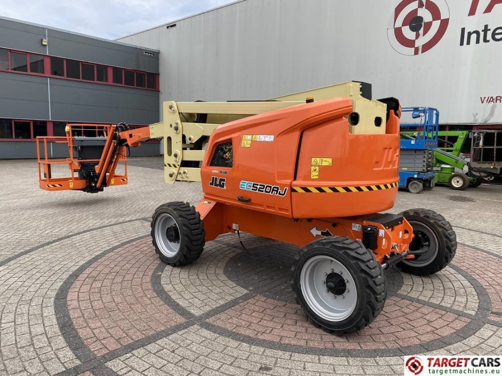 JLG EC520AJ Electric Articulated Boom Work Lift 1800cm - Kĺbová pracovná plošina: obrázok 4 JLG EC520AJ Electric Articulated Boom Work Lift 1800cm - Kĺbová pracovná plošina: obrázok 4
