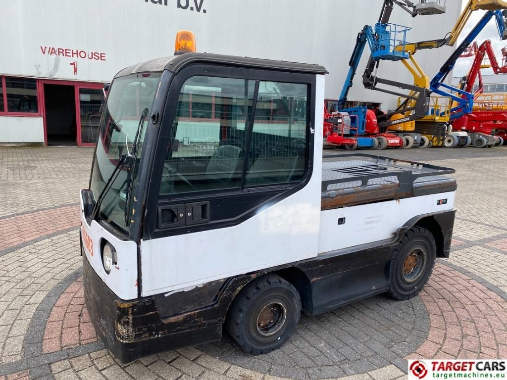 Linde P250 Tow Tug Truck Tractor Electric 80V max 25T - Komunálny traktor: obrázok 1 Linde P250 Tow Tug Truck Tractor Electric 80V max 25T - Komunálny traktor: obrázok 1