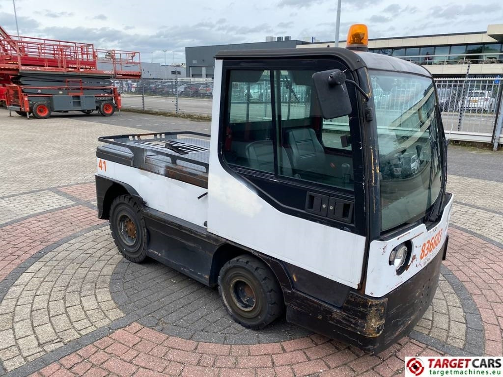 Linde P250 Tow Tug Truck Tractor Electric 80V max 25T - Komunálny traktor: obrázok 2 Linde P250 Tow Tug Truck Tractor Electric 80V max 25T - Komunálny traktor: obrázok 2