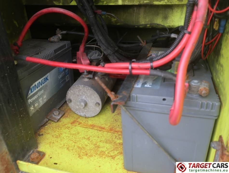 Samohybná plošiny MEC 3392RT-T Diesel 4x4 Scissor Work LIft 1200cm: obrázok 12 Samohybná plošiny MEC 3392RT-T Diesel 4x4 Scissor Work LIft 1200cm: obrázok 12