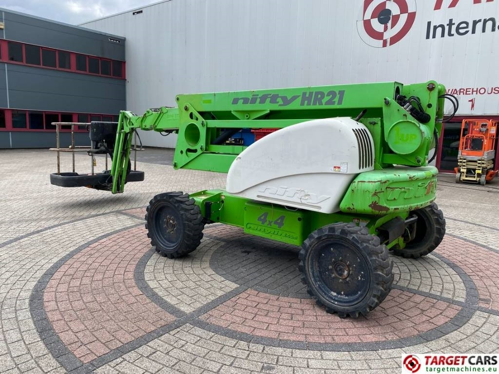 Niftylift HR21D Diesel 4x4 Articulated Boom Work Lift 2080cm - Kĺbová pracovná plošina: obrázok 4 Niftylift HR21D Diesel 4x4 Articulated Boom Work Lift 2080cm - Kĺbová pracovná plošina: obrázok 4