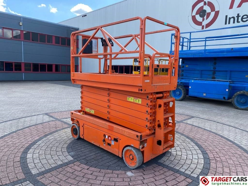 PB Lifttechnik S140-12EC Electric Scissor Work Lift 1380cm - Samohybná plošiny: obrázok 4 PB Lifttechnik S140-12EC Electric Scissor Work Lift 1380cm - Samohybná plošiny: obrázok 4