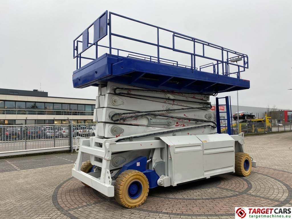 PB Lifttechnik S270-24E Electric 4x4 Scissor Work Lift 2725cm - Samohybná plošiny: obrázok 3 PB Lifttechnik S270-24E Electric 4x4 Scissor Work Lift 2725cm - Samohybná plošiny: obrázok 3