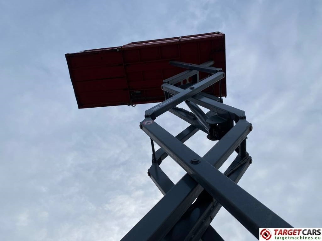 Leasing SkyJack SJ6826 RT Diesel 4x4 Scissor Work Lift 992cm SkyJack SJ6826 RT Diesel 4x4 Scissor Work Lift 992cm: obrázok 27 Leasing SkyJack SJ6826 RT Diesel 4x4 Scissor Work Lift 992cm SkyJack SJ6826 RT Diesel 4x4 Scissor Work Lift 992cm: obrázok 27
