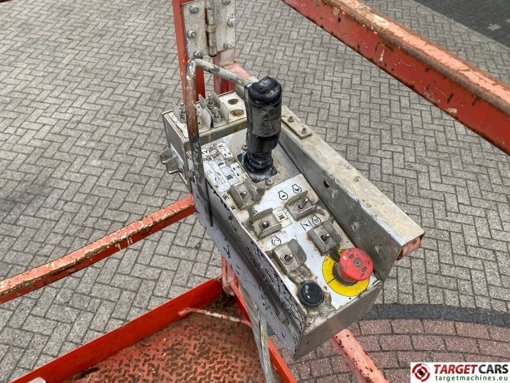 Leasing SkyJack SJ6826 RT Diesel 4x4 Scissor Work Lift 992cm SkyJack SJ6826 RT Diesel 4x4 Scissor Work Lift 992cm: obrázok 9 Leasing SkyJack SJ6826 RT Diesel 4x4 Scissor Work Lift 992cm SkyJack SJ6826 RT Diesel 4x4 Scissor Work Lift 992cm: obrázok 9