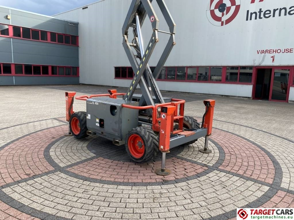 Leasing SkyJack SJ6832RT Diesel 4x4 Scissor 6832 Work Lift 1180cm SkyJack SJ6832RT Diesel 4x4 Scissor 6832 Work Lift 1180cm: obrázok 25 Leasing SkyJack SJ6832RT Diesel 4x4 Scissor 6832 Work Lift 1180cm SkyJack SJ6832RT Diesel 4x4 Scissor 6832 Work Lift 1180cm: obrázok 25