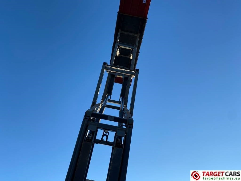 Samohybná plošiny SkyJack SJ8841 RT Diesel 4x4 Scissor Work Lift 1430cm: obrázok 28