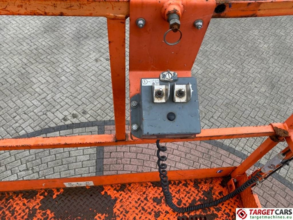 Samohybná plošiny SkyJack SJ9250 RT Diesel 4x4 Scissor Work Lift 1720cm: obrázok 41 Samohybná plošiny SkyJack SJ9250 RT Diesel 4x4 Scissor Work Lift 1720cm: obrázok 41