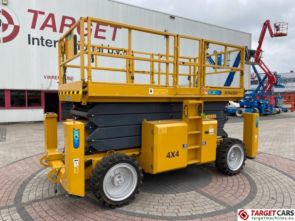 XCMG XG1523ERT Electric 4x4 Scissor Work Lift 1500cm - Samohybná plošiny: obrázok 1 XCMG XG1523ERT Electric 4x4 Scissor Work Lift 1500cm - Samohybná plošiny: obrázok 1