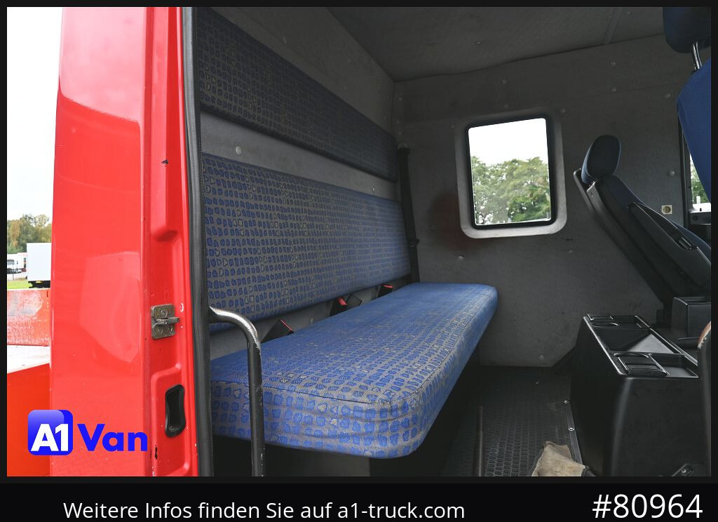 MAN MAN LE 8.180 Pritsche Doka, Automatik, AHK, 6-Sitzer - Dodávka valník, Dodávkа s dvojitou kabínou: obrázok 3 MAN MAN LE 8.180 Pritsche Doka, Automatik, AHK, 6-Sitzer - Dodávka valník, Dodávkа s dvojitou kabínou: obrázok 3