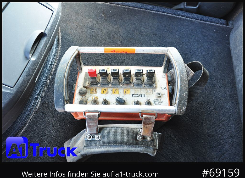 MERCEDES-BENZ Actros 1844 MP3, Kran MKG 291 HP 5+3 Funk, TÜV 06/2026 - Auto s hydraulickou rukou: obrázok 5 MERCEDES-BENZ Actros 1844 MP3, Kran MKG 291 HP 5+3 Funk, TÜV 06/2026 - Auto s hydraulickou rukou: obrázok 5