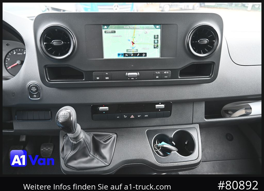MERCEDES-BENZ Sprinter 317 CDI Fahrgestell, NEU, Klima, Tempomat, 3-Sitzer - Podvozek s kabinou: obrázok 3 MERCEDES-BENZ Sprinter 317 CDI Fahrgestell, NEU, Klima, Tempomat, 3-Sitzer - Podvozek s kabinou: obrázok 3