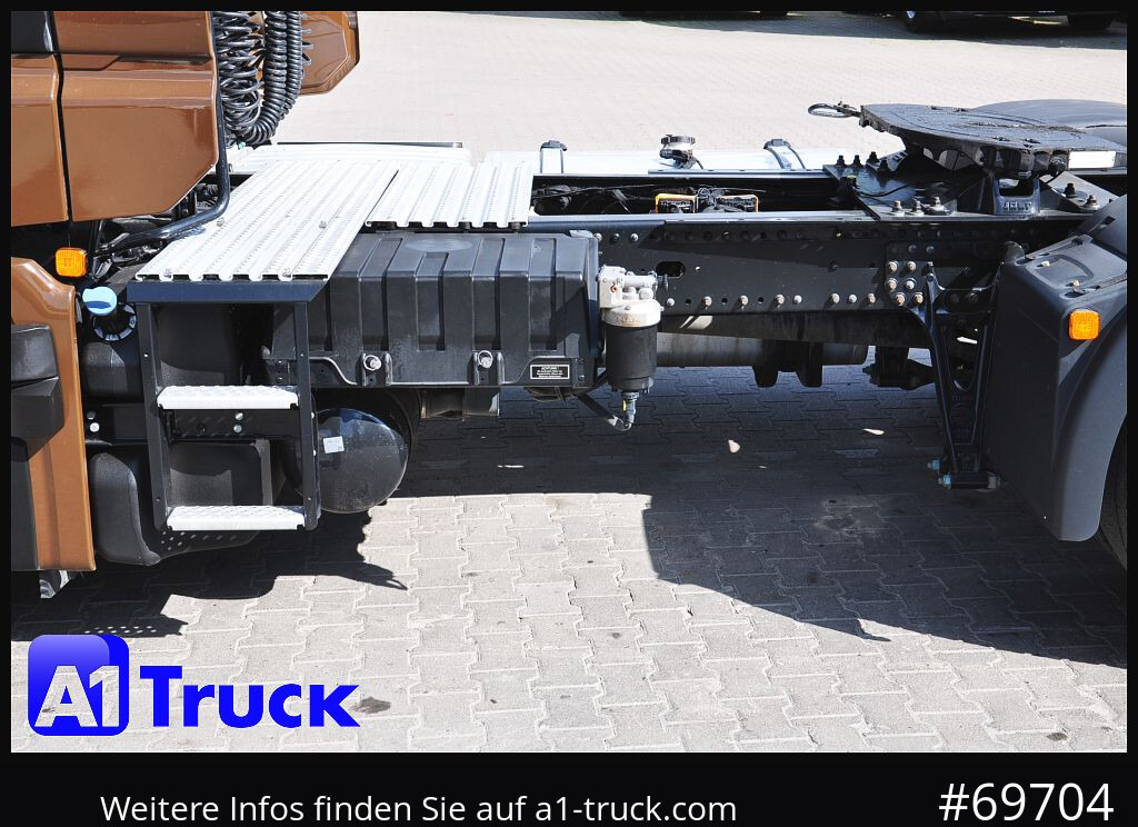 MAN TGX 18,480 BLS Intarder Standklima, Soundsysem - Ťahač: obrázok 2 MAN TGX 18,480 BLS Intarder Standklima, Soundsysem - Ťahač: obrázok 2