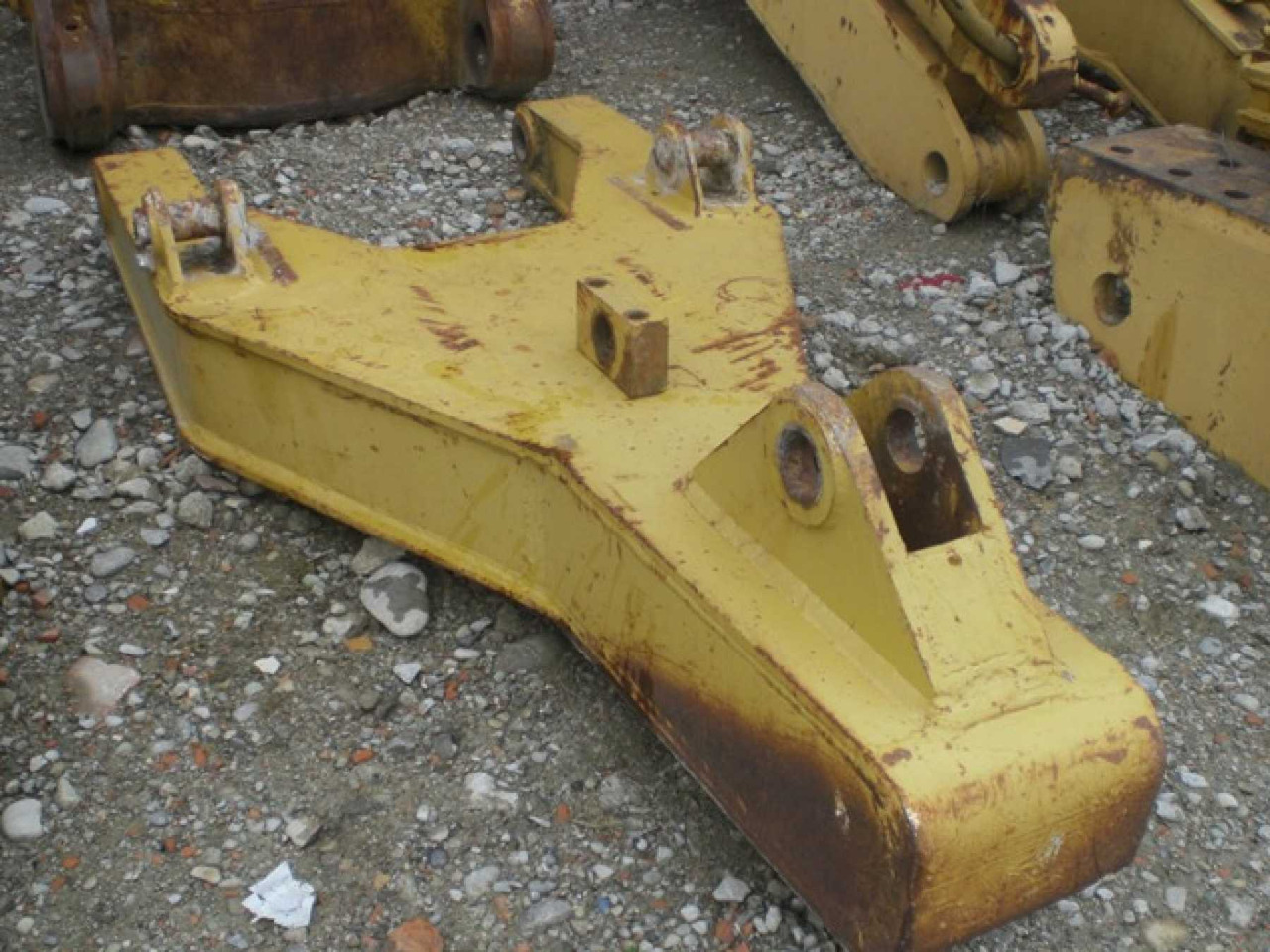 Caterpillar D5 - D6 SUPPORTO KELLY PER RIPPER - Rozrývač pre Stavebné stroje: obrázok 1 Caterpillar D5 - D6 SUPPORTO KELLY PER RIPPER - Rozrývač pre Stavebné stroje: obrázok 1