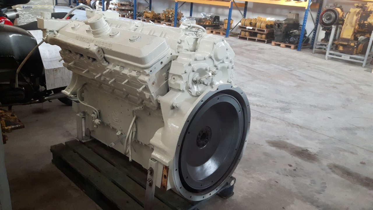 DETROIT DIESEL 12V71 MOTORE REVISIONATO (ENGINE NO. 71237406).COMPLETO DI N. 2 TURBO E VENTOLA. - Motor pre Stavebné stroje: obrázok 2 DETROIT DIESEL 12V71 MOTORE REVISIONATO (ENGINE NO. 71237406).COMPLETO DI N. 2 TURBO E VENTOLA. - Motor pre Stavebné stroje: obrázok 2