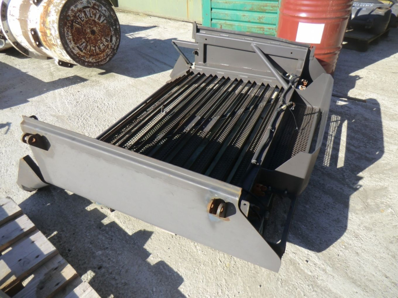 VOLVO L330E GRIGLIA - Mriežka pre Stavebné stroje: obrázok 2 VOLVO L330E GRIGLIA - Mriežka pre Stavebné stroje: obrázok 2