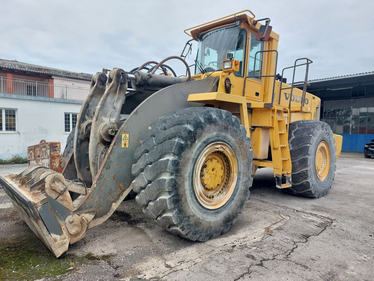 VOLVO L330E HDBH - Kolesový nakladač: obrázok 2 VOLVO L330E HDBH - Kolesový nakladač: obrázok 2