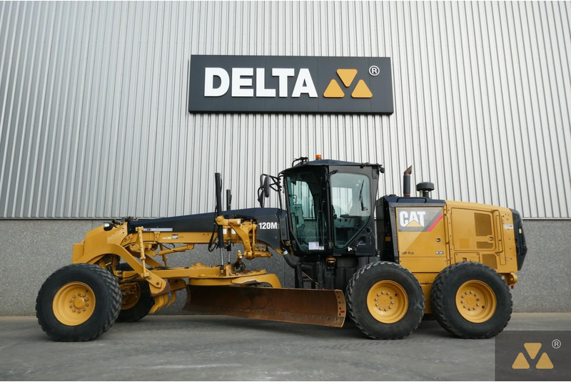 Caterpillar 120M2 - Zrovnávač: obrázok 1 Caterpillar 120M2 - Zrovnávač: obrázok 1