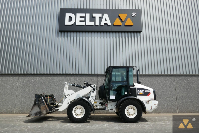 Caterpillar 906M - Kolesový nakladač: obrázok 1 Caterpillar 906M - Kolesový nakladač: obrázok 1