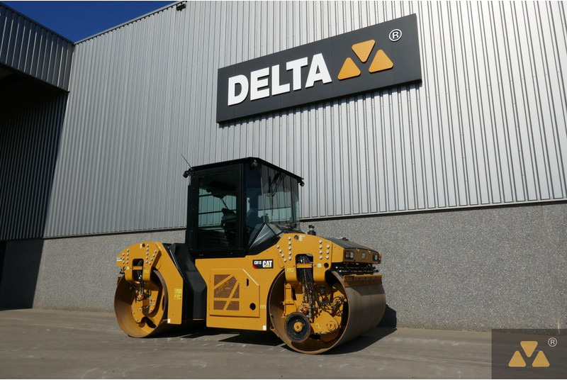 Caterpillar CB13 - Valec: obrázok 3 Caterpillar CB13 - Valec: obrázok 3