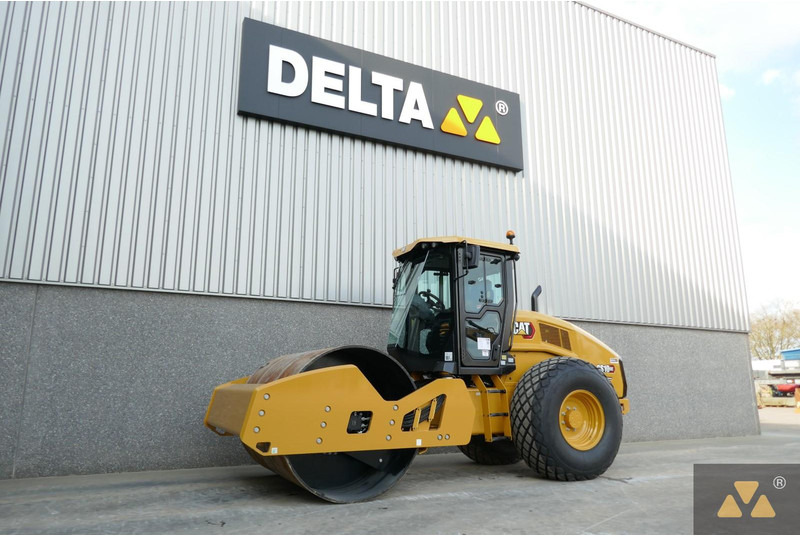 Caterpillar CS10GC - Valec: obrázok 4 Caterpillar CS10GC - Valec: obrázok 4