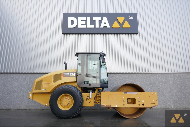 Caterpillar CS64B - Valec: obrázok 2 Caterpillar CS64B - Valec: obrázok 2