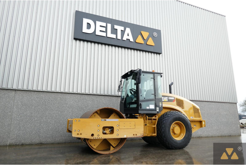 Caterpillar CS66B - Valec: obrázok 4 Caterpillar CS66B - Valec: obrázok 4