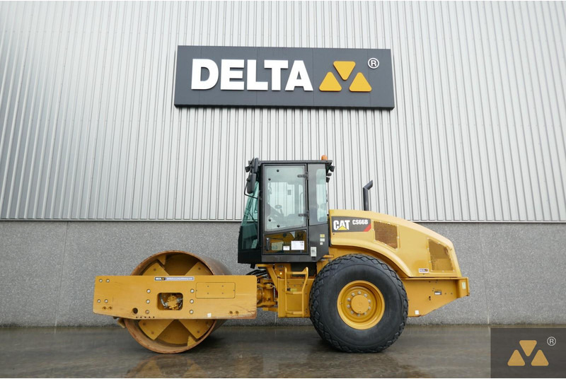 Caterpillar CS66B - Valec: obrázok 1 Caterpillar CS66B - Valec: obrázok 1