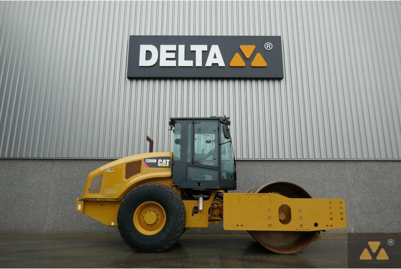 Caterpillar CS68B - Valec: obrázok 2 Caterpillar CS68B - Valec: obrázok 2