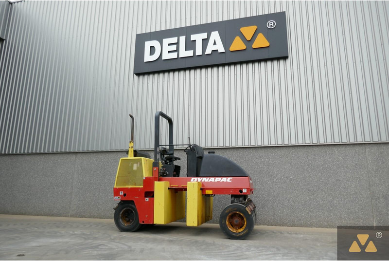 Dynapac CP142 - Pneumatikový valec: obrázok 3 Dynapac CP142 - Pneumatikový valec: obrázok 3