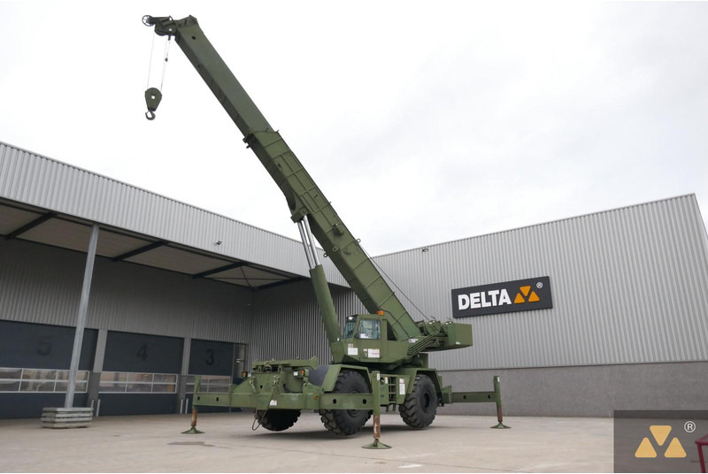 Grove RT875 Ex-army - Terénny žeriav: obrázok 3 Grove RT875 Ex-army - Terénny žeriav: obrázok 3