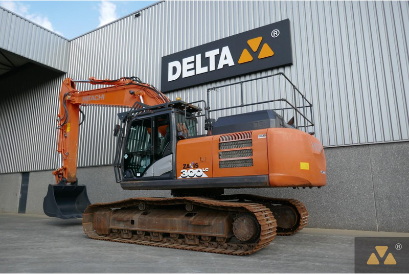 Hitachi ZX300LC-6 - Pásové rýpadlo: obrázok 4 Hitachi ZX300LC-6 - Pásové rýpadlo: obrázok 4