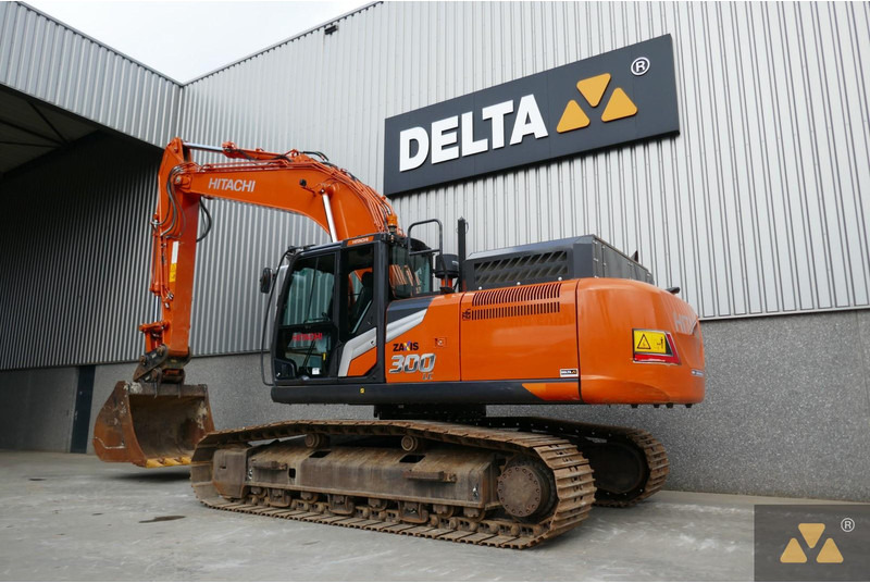 Hitachi ZX300LC-7 - Pásové rýpadlo: obrázok 4 Hitachi ZX300LC-7 - Pásové rýpadlo: obrázok 4